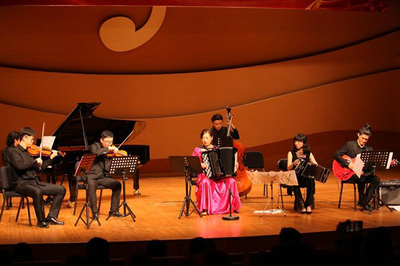 記憶中的旋律 王崢巴揚手風琴音樂會成功上演 北京演繹